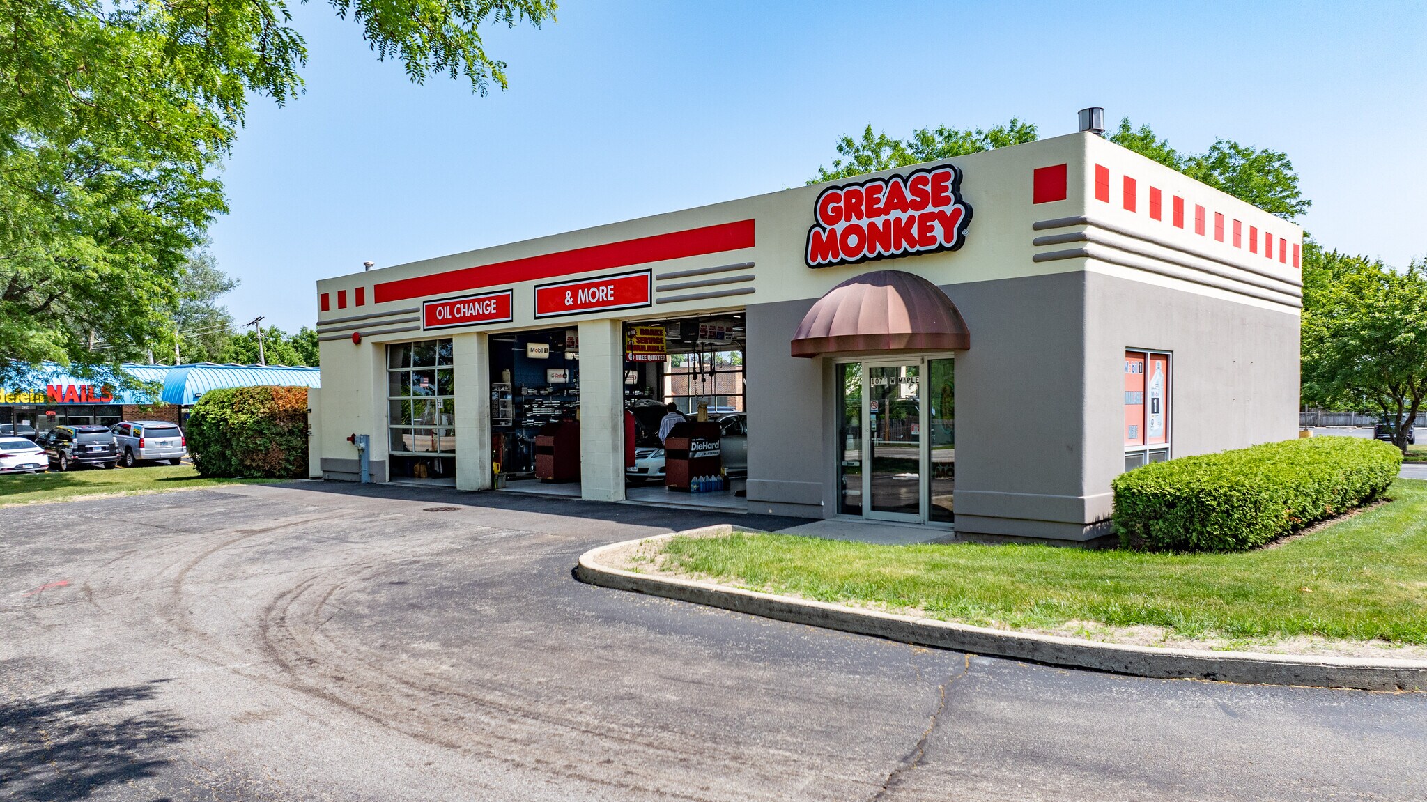 1079 W Maple Ave, Mundelein, IL à vendre Photo du bâtiment- Image 1 de 1