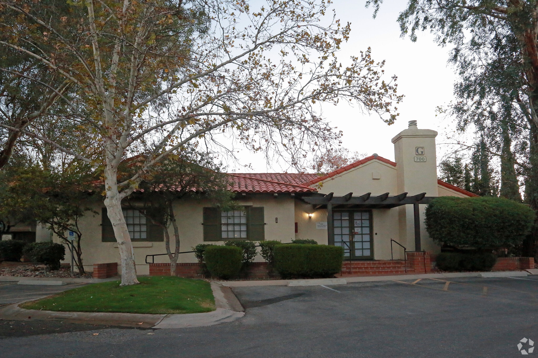 1200 N El Dorado Pl, Tucson, AZ à louer Photo principale- Image 1 de 5