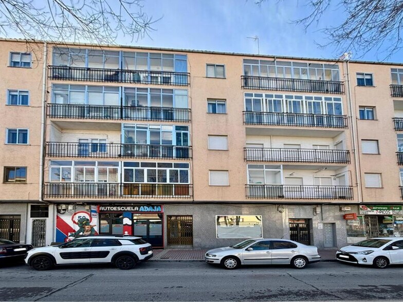 Immeuble residentiel dans Ávila, Ávila à vendre - Photo du bâtiment - Image 1 de 1