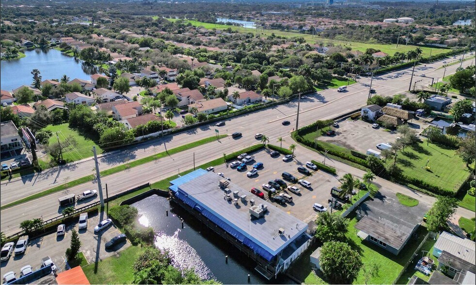 3445 Griffin Rd, Fort Lauderdale, FL à vendre - Photo du bâtiment - Image 1 de 12
