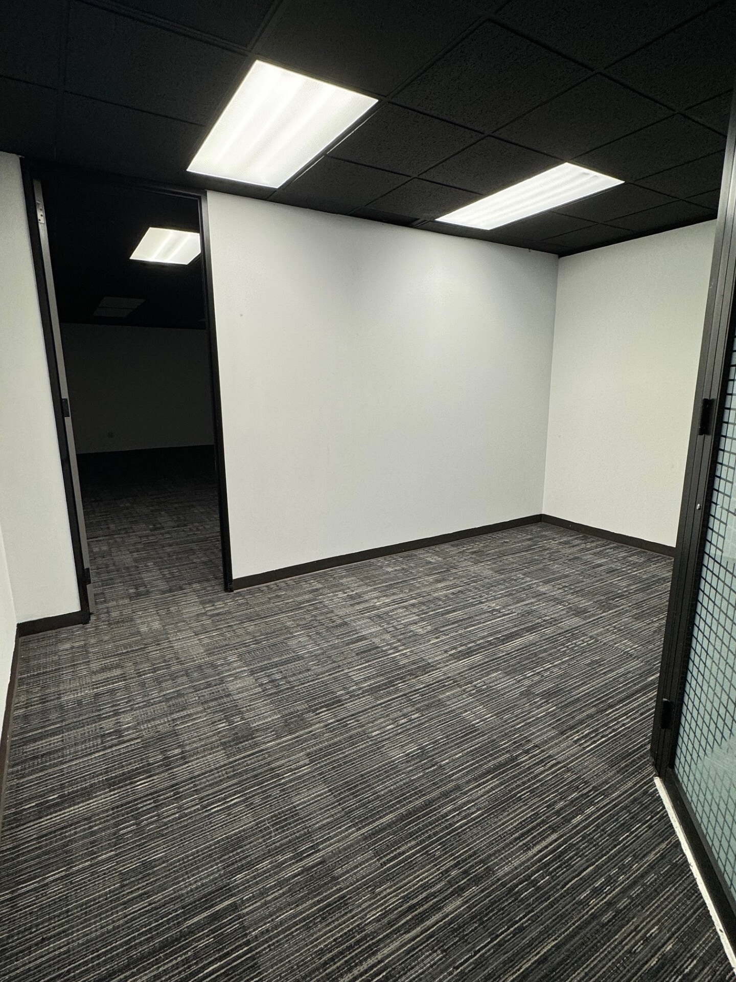 5700 NW Central Dr, Houston, TX à louer Photo intérieure- Image 1 de 4