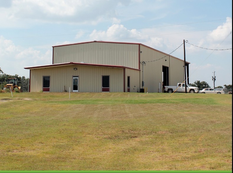 2134 W US Highway 79, Franklin, TX à vendre - Photo principale - Image 1 de 1