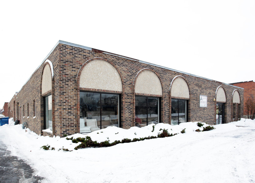 711 W Fullerton Ave, Addison, IL for lease - Building Photo - Image 2 of 25