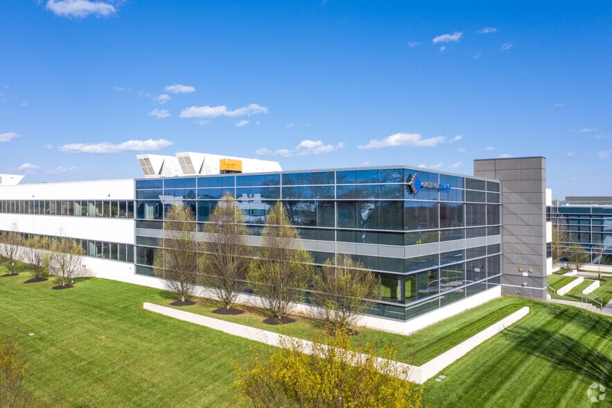 721 Arbor Way, Blue Bell, PA for lease - Building Photo - Image 3 of 12