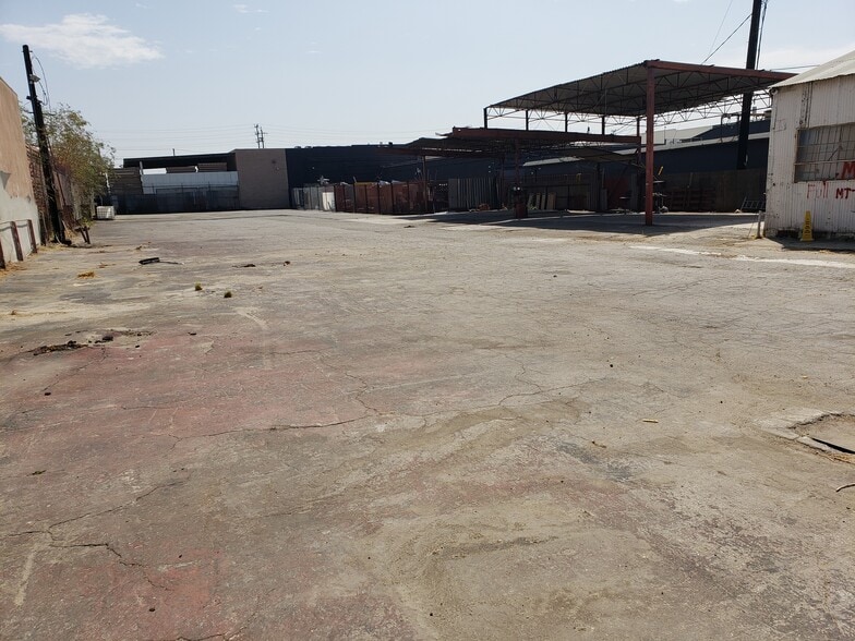 7244 Varna Ave, North Hollywood, CA for lease - Building Photo - Image 2 of 3