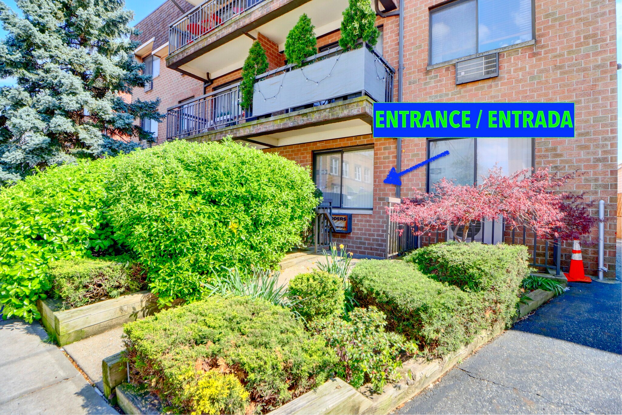 5926 Bleecker St, Ridgewood, NY à vendre Photo du bâtiment- Image 1 de 1