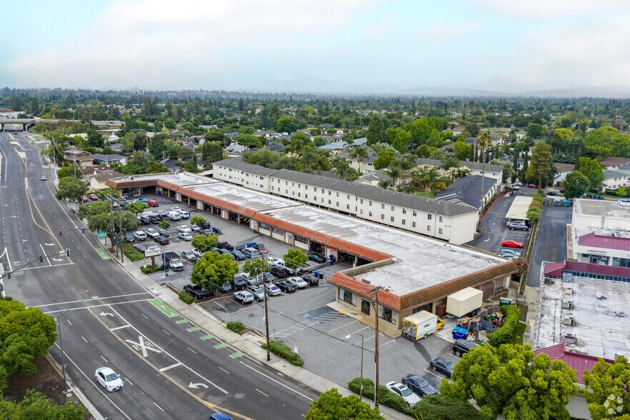 2525-2565 S Winchester Blvd, Campbell, CA à louer - Aérien - Image 3 de 3