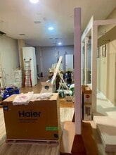 Retail in Fuenlabrada, Madrid for lease Interior Photo- Image 1 of 5