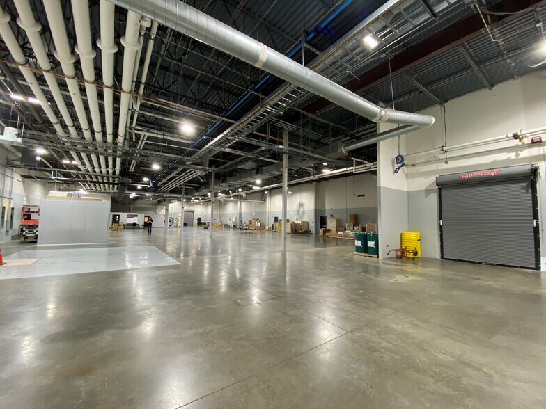 34501 E Quincy Ave, Watkins, CO à louer - Photo du bâtiment - Image 3 de 14