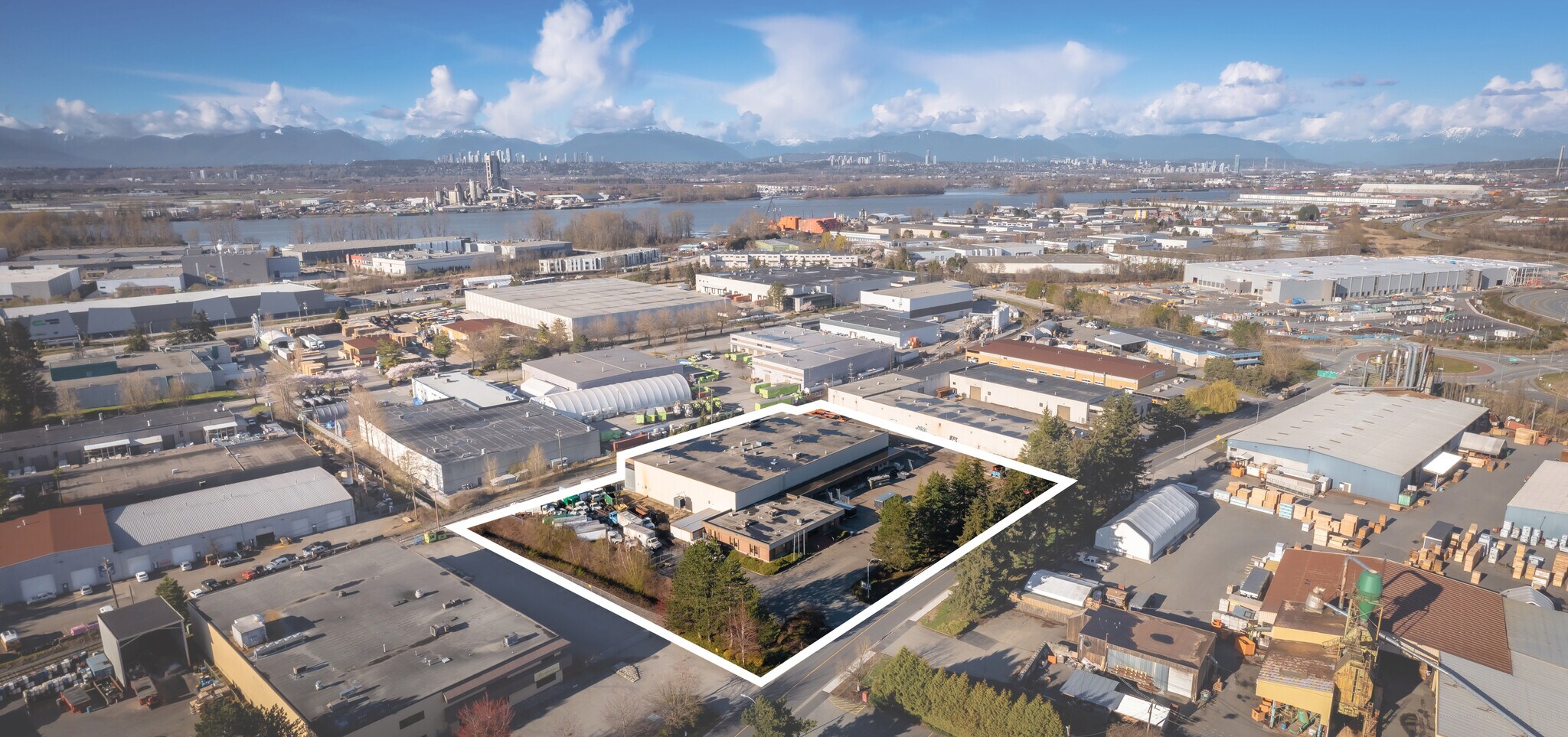 7901 Progress Way, Delta, BC à vendre Photo du bâtiment- Image 1 de 1