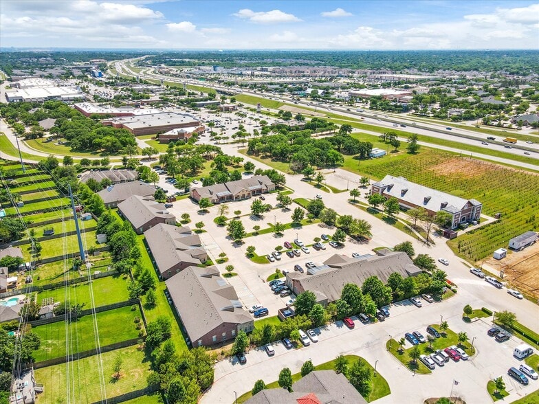4811-4851 Merlot Ave, Grapevine, TX à louer - Photo du bâtiment - Image 3 de 5