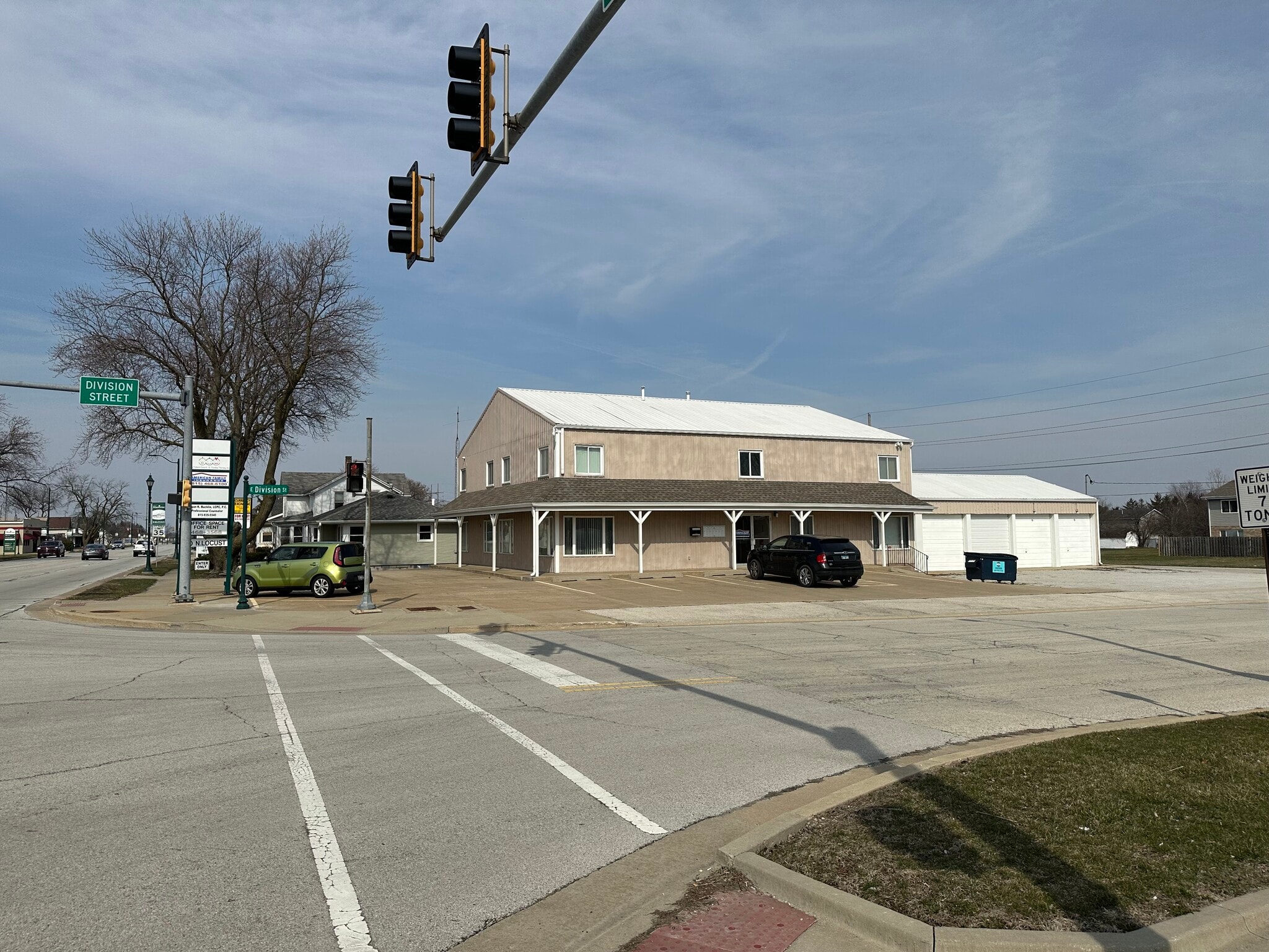 10 N Locust St, Manteno, IL for lease Building Photo- Image 1 of 5