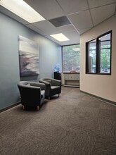 8565 SW Salish Ln, Wilsonville, OR for lease Interior Photo- Image 2 of 10