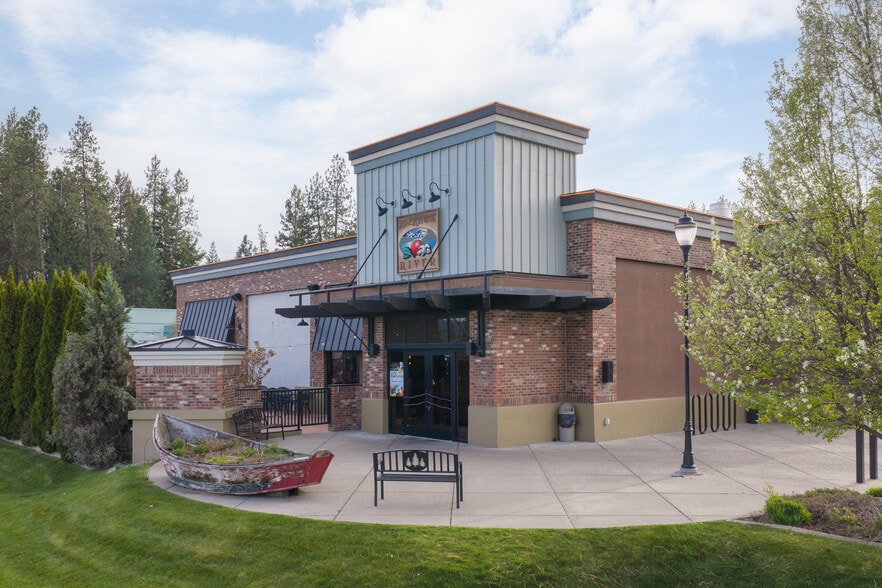 405 W Canfield Ave, Coeur d'Alene, ID à vendre - Photo du bâtiment - Image 3 de 11