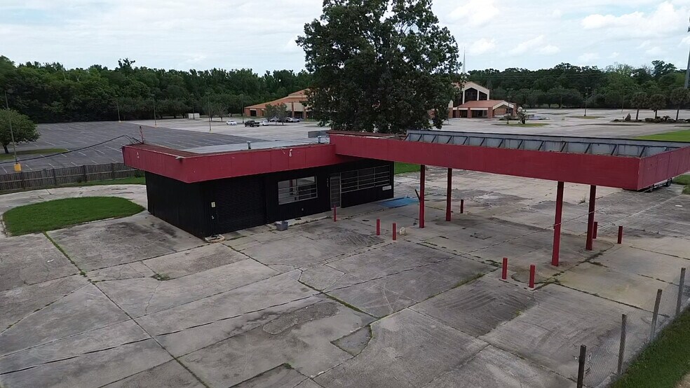 6435 Winbourne Ave, Baton Rouge, LA for lease - Primary Photo - Image 1 of 4