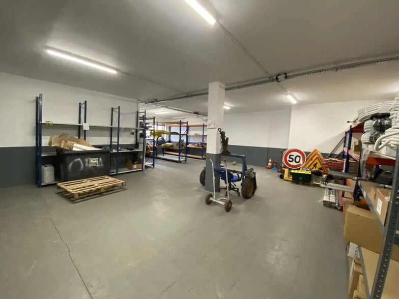 Flex in Pierrefitte-sur-Seine for sale - Building Photo - Image 2 of 6