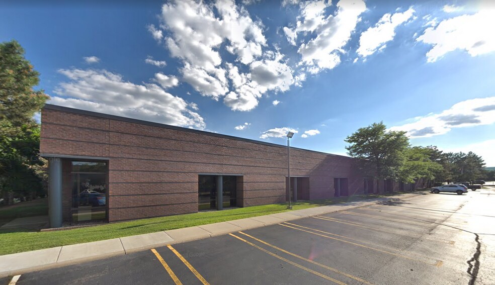 38905 6 Mile Rd, Livonia, MI à louer - Photo du bâtiment - Image 3 de 7