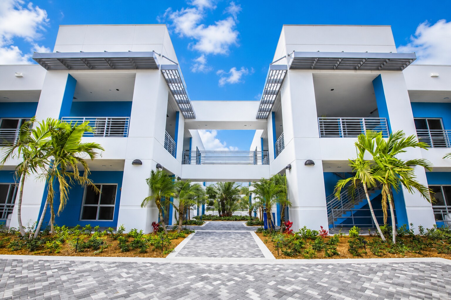 1500 NW 89th Ct, Doral, FL à louer Photo intérieure- Image 1 de 4