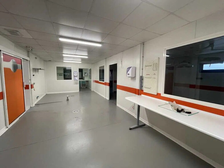 Bureau dans Eysines à vendre - Photo intérieure - Image 3 de 15