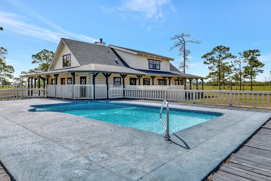 6575 NE 96th Ave, Okeechobee, FL à vendre - Photo du bâtiment - Image 3 de 34