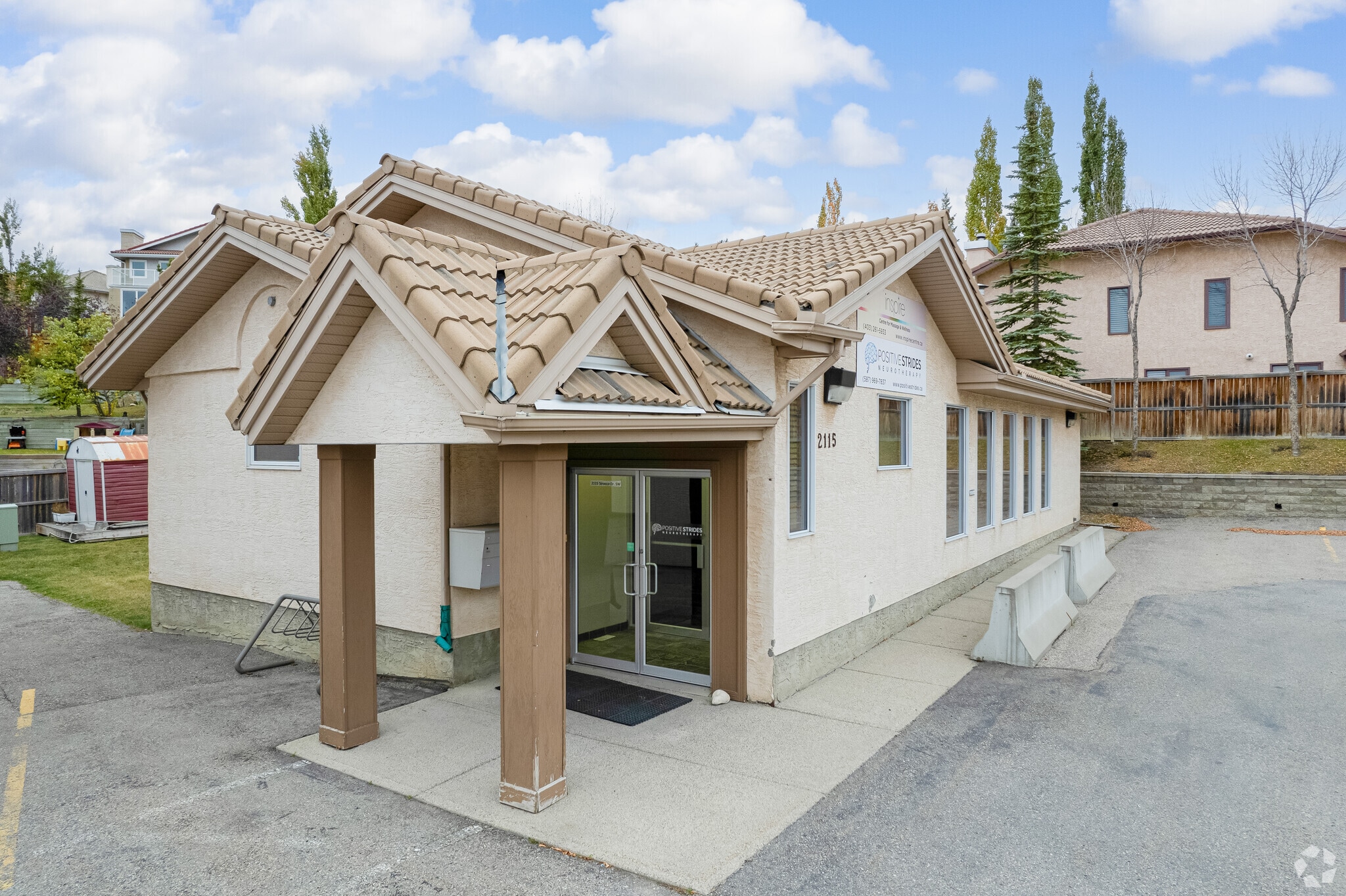 2115 Sirocco Dr SW, Calgary, AB for sale Primary Photo- Image 1 of 1