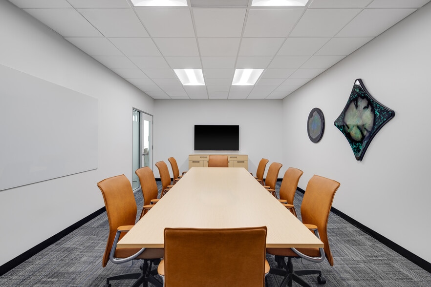 16885 Via del Campo Ct, San Diego, CA for lease - Interior Photo - Image 3 of 11