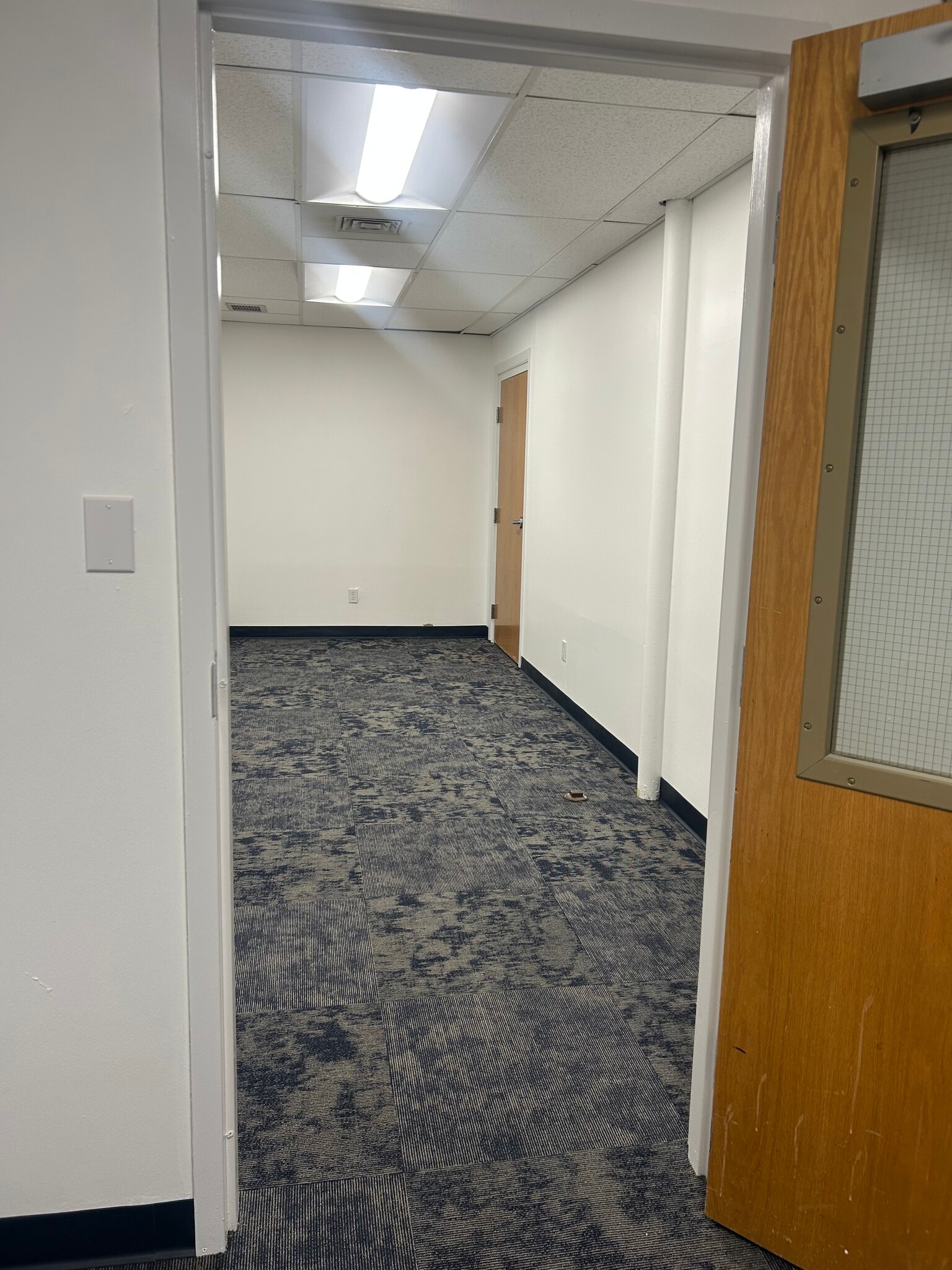 501 Silverside Rd, Wilmington, DE for lease Interior Photo- Image 1 of 3