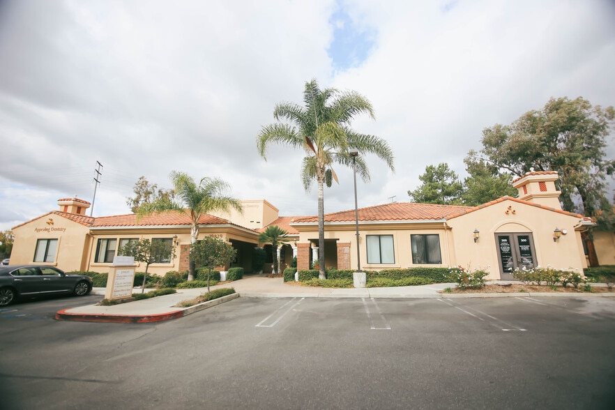 29839 Santa Margarita Pky, Rancho Santa Margarita, CA for lease - Primary Photo - Image 1 of 13