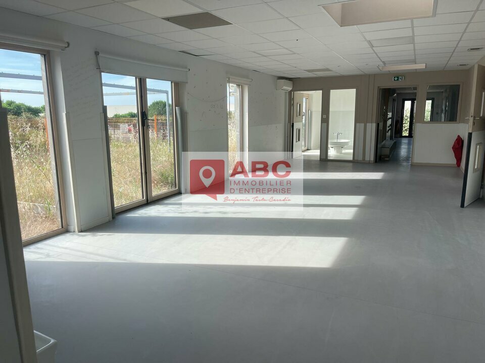 Office in Vendargues for sale Interior Photo- Image 1 of 9