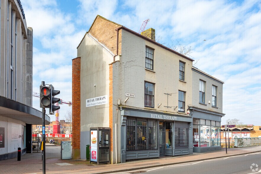 5-7 The Bridge, Taunton à louer - Photo principale - Image 3 de 3