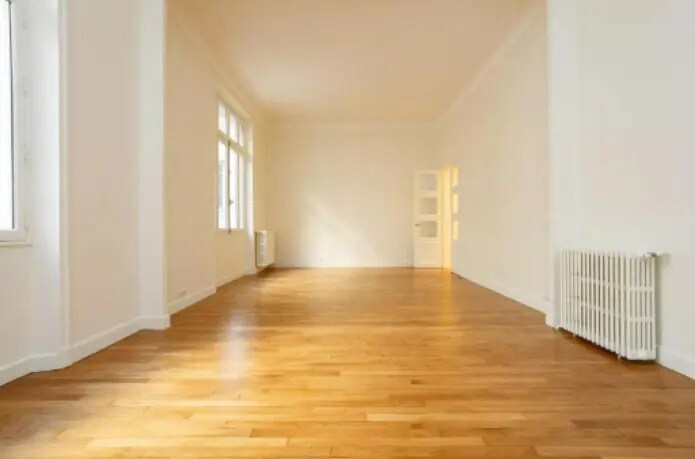 16 Avenue Pierre Ier De Serbie, Paris for lease - Building Photo - Image 3 of 8