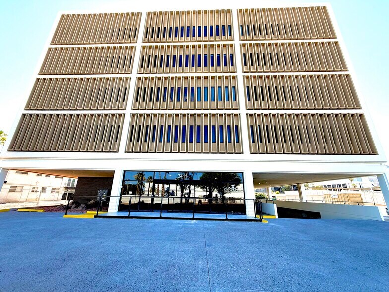 3411 N 5th Ave, Phoenix, AZ à louer - Photo du bâtiment - Image 3 de 16