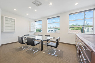 449 S Beverly, Beverly Hills, CA for lease Interior Photo- Image 1 of 1