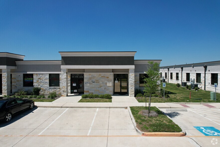 3129 Kingsley Dr, Pearland, TX à louer - Photo du bâtiment - Image 2 de 10
