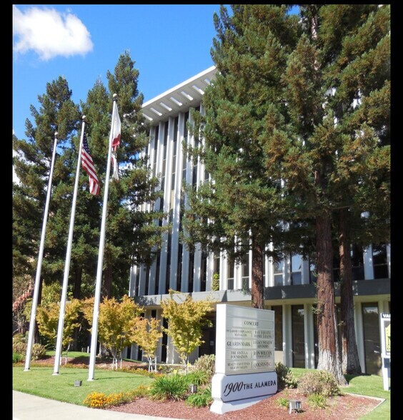 1900 The Alameda, San Jose, CA à louer - Photo du bâtiment - Image 3 de 5