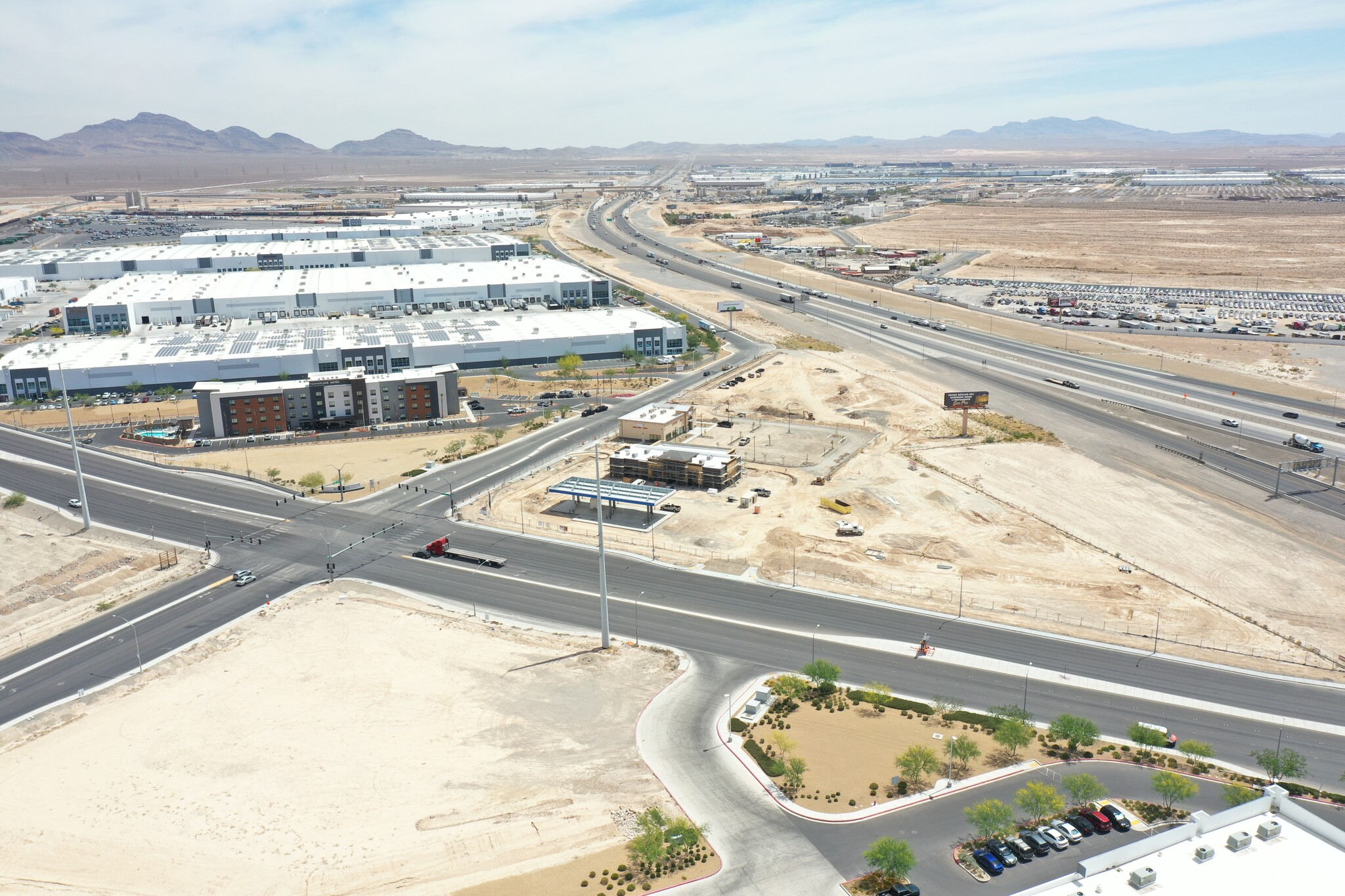 Lamb Blvd, Las Vegas, NV à vendre Photo du bâtiment- Image 1 de 1