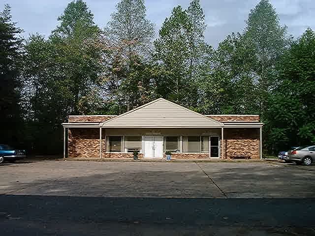 628 Country Green Ln, Charlottesville, VA for lease Primary Photo- Image 1 of 3