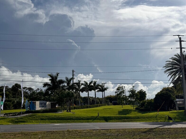 7255 U.S. Rte 1, Grant, FL à vendre - Photo du bâtiment - Image 3 de 10