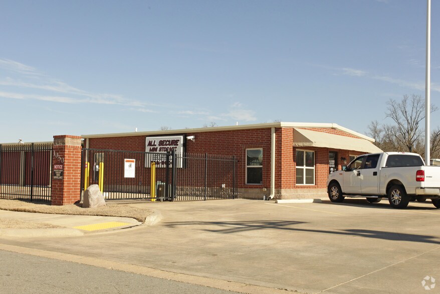 1050 John Mason Dr, Conway, AR for lease - Primary Photo - Image 1 of 9