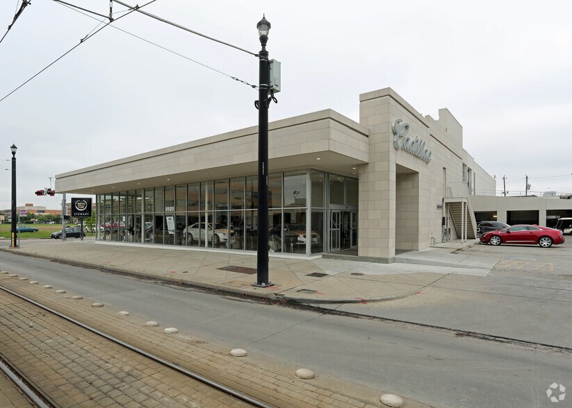 2420 Main St, Houston, TX à vendre - Photo du bâtiment - Image 3 de 3