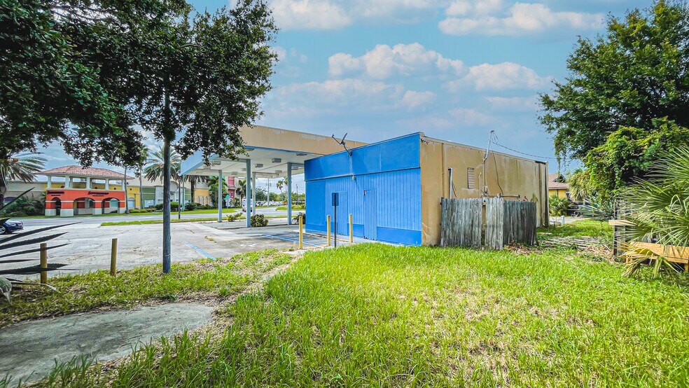 429 & 427 N Babcock St, Melbourne, FL for sale - Building Photo - Image 2 of 11