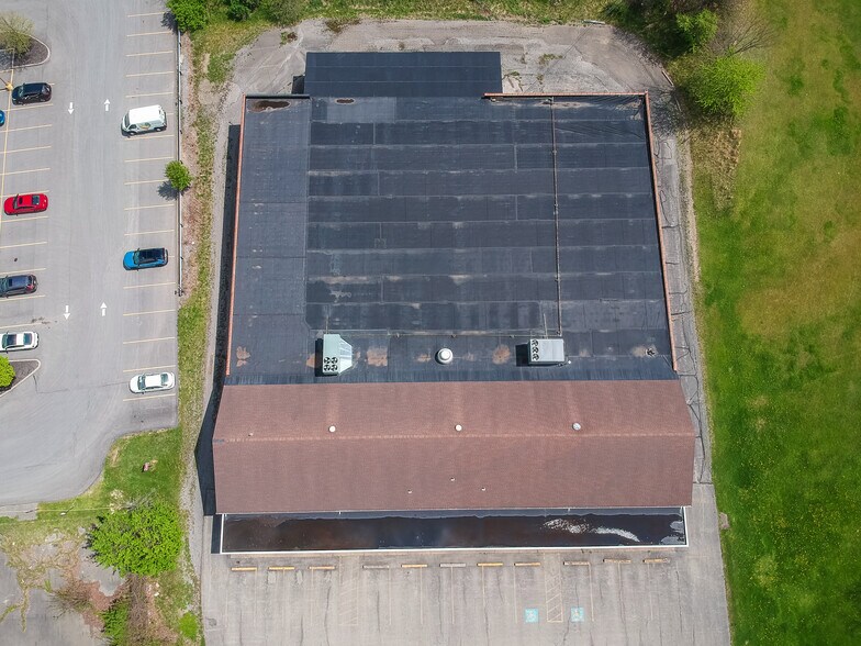 3210 Wilmington Rd, New Castle, PA à vendre - Photo du bâtiment - Image 2 de 56