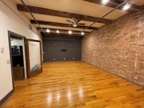 9-15 W Hubbard St, Chicago, IL for lease Interior Photo- Image 2 of 15