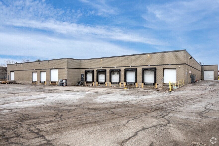 2200 Drew Rd, Mississauga, ON à louer - Photo du bâtiment - Image 3 de 4