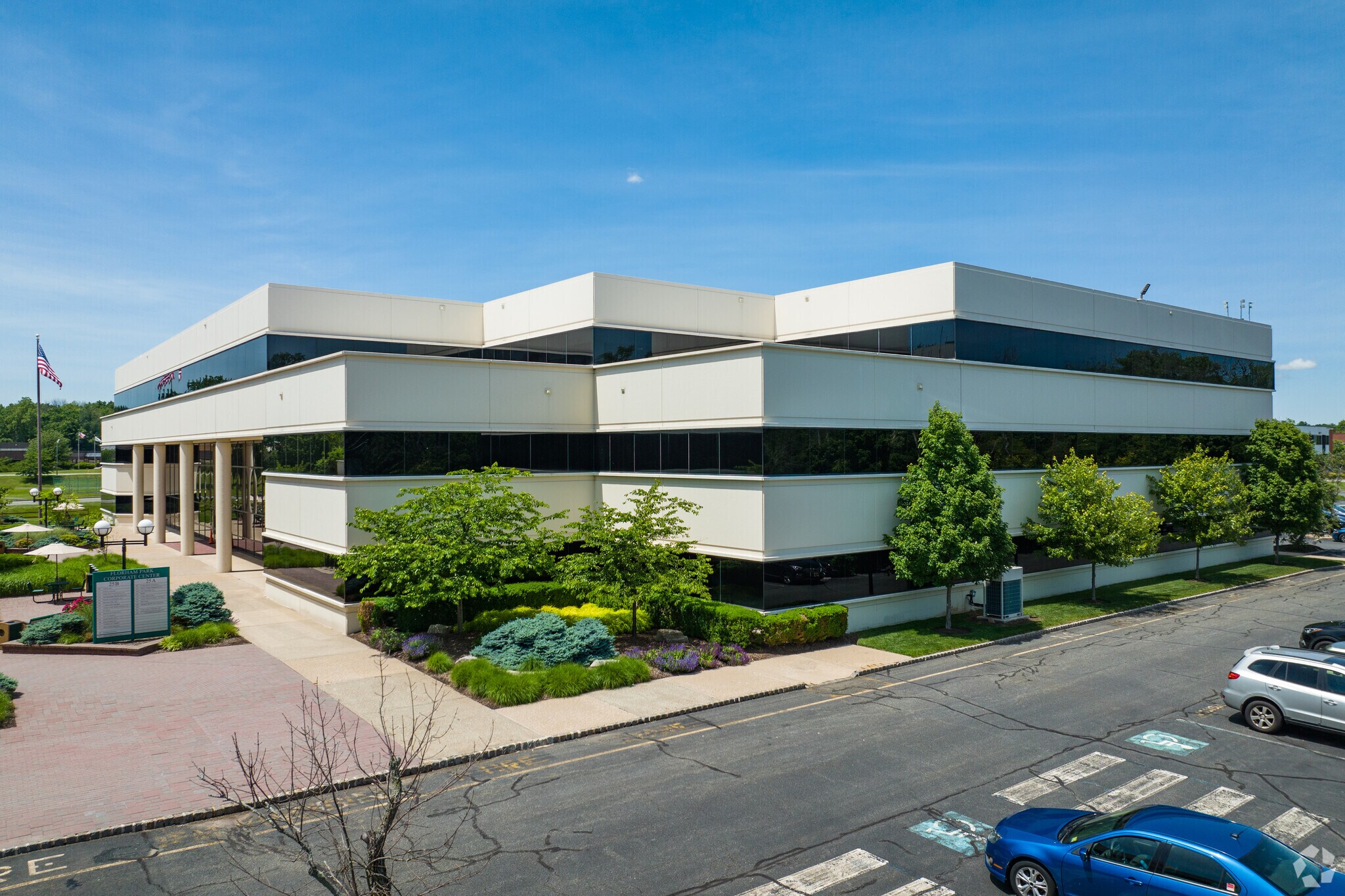 25 Vreeland Rd, Florham Park, NJ à louer Photo du bâtiment- Image 1 de 8