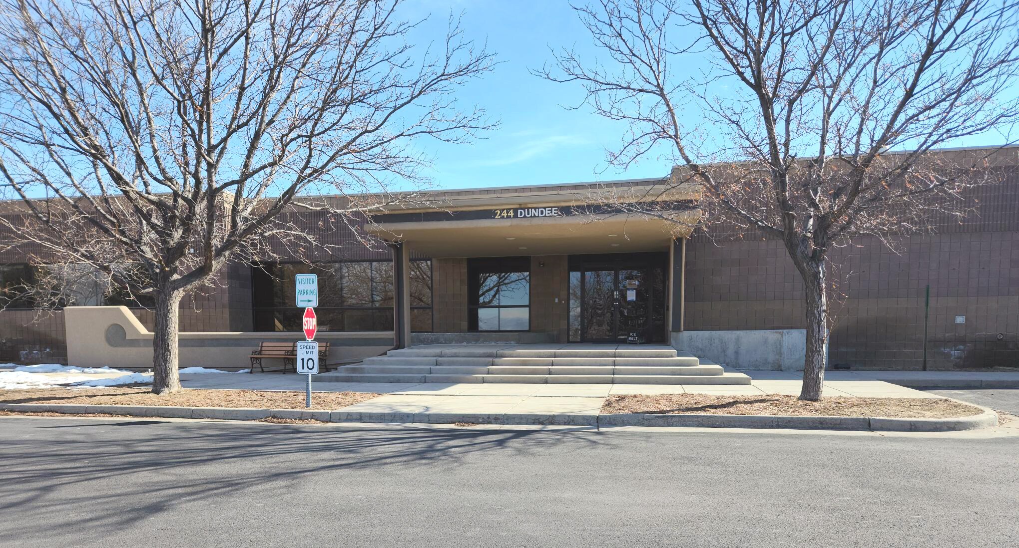 244 Dundee Ave, Greeley, CO à louer Photo principale- Image 1 de 12