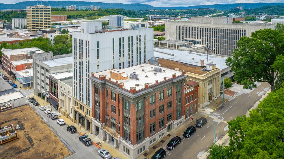 123 E 7th St, Chattanooga, TN à louer - Photo du bâtiment - Image 2 de 7