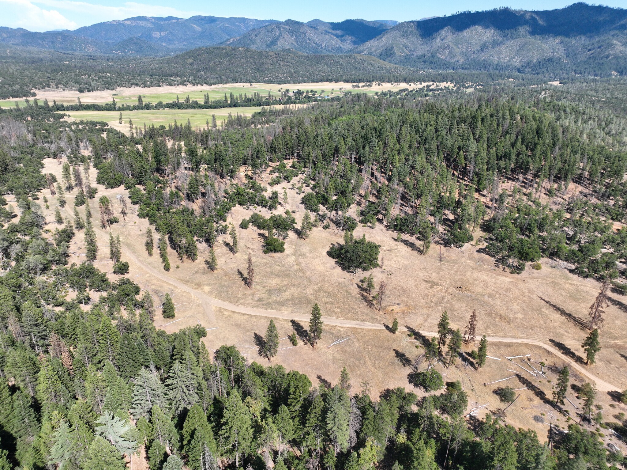 159 Buck Ln, Hayfork, CA à vendre Photo principale- Image 1 de 1