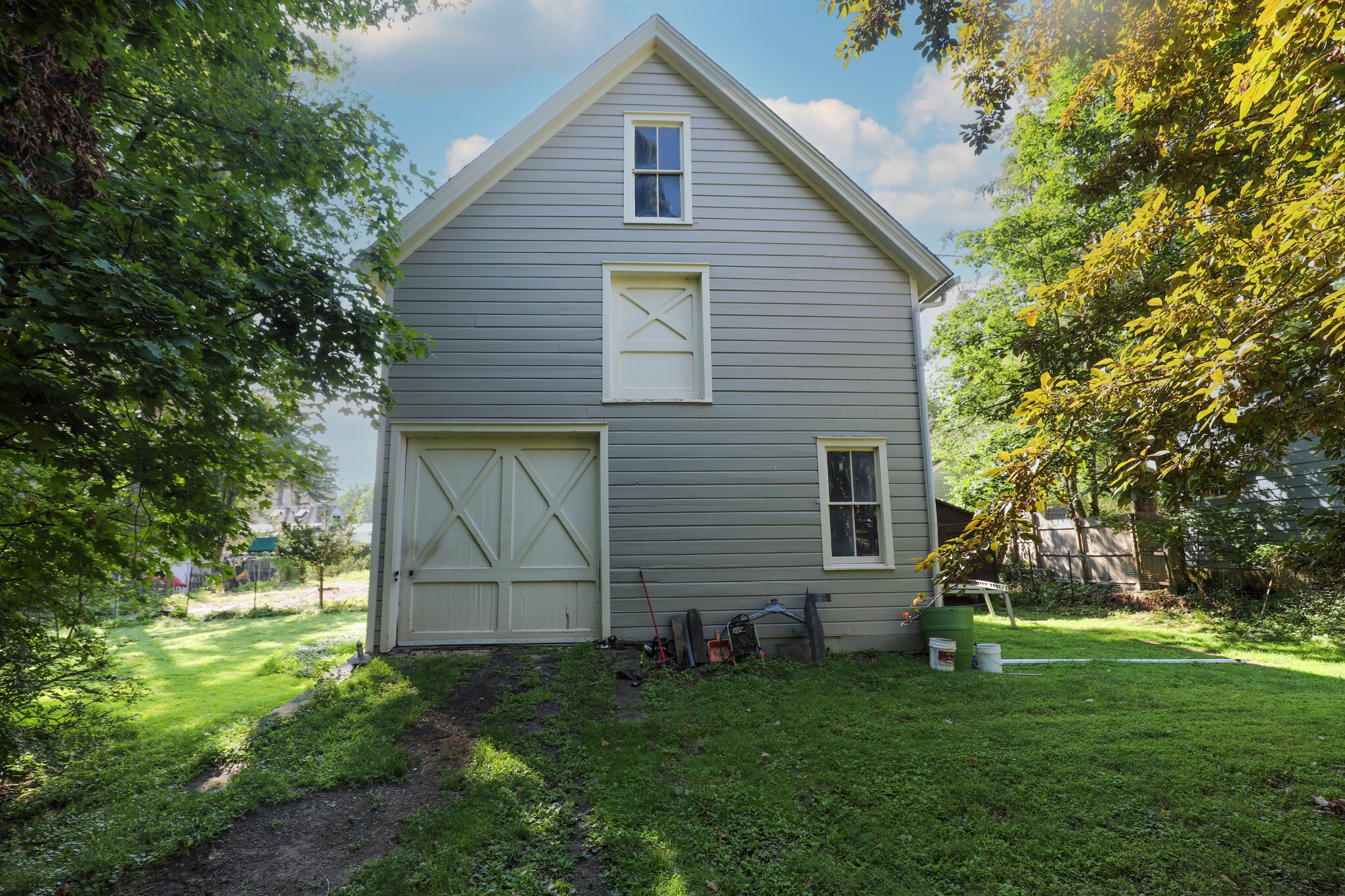 12 Lounsbury Ct, Kingston, NY for lease Interior Photo- Image 1 of 19