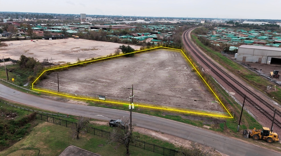 1500 Miles Street, Houston, TX for sale - Building Photo - Image 3 of 7